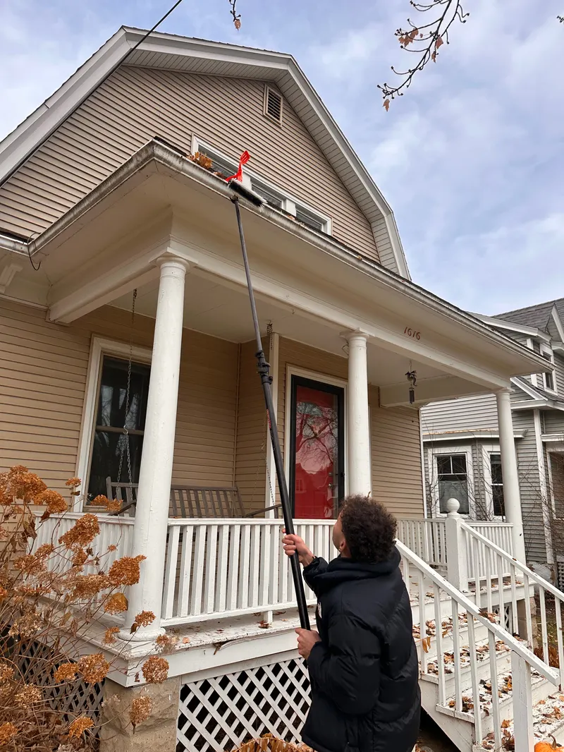 Gutter Services in Oregon - Photo 3