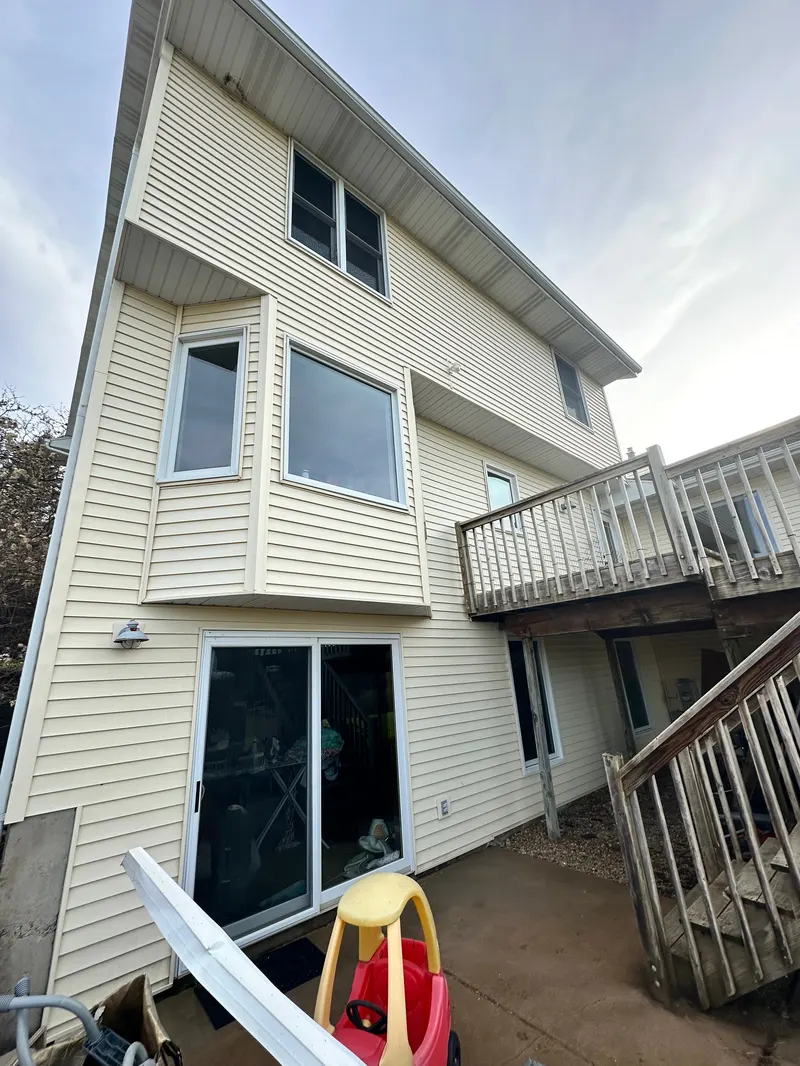 Window Cleaning in DeForest - Photo 4